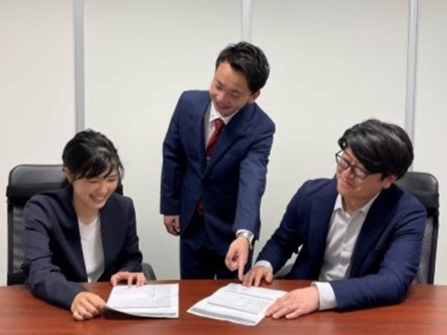 建売住宅の営業スタッフ