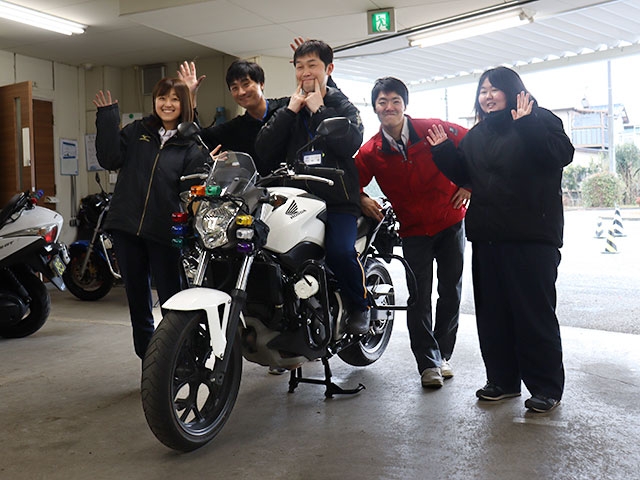 自動車教習所のインストラクター