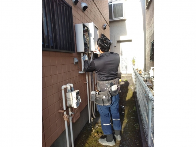 ガス機器の修理・取付スタッフ