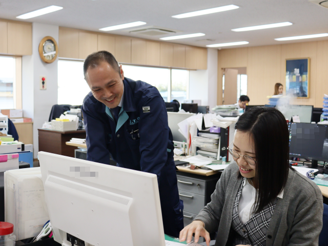 鋼材加工の営業職