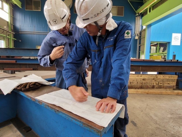 鉄骨の製作スタッフ・溶接工