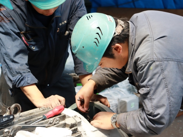 機械メンテナンス