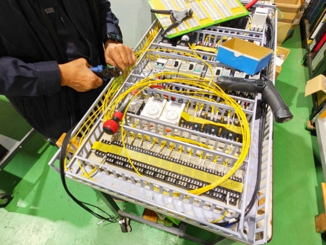 電気工事士（見習い）