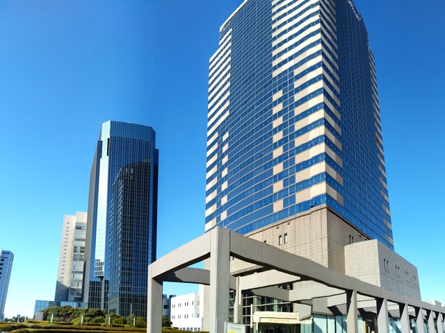 大手商業施設内テナントの店舗売上チェック