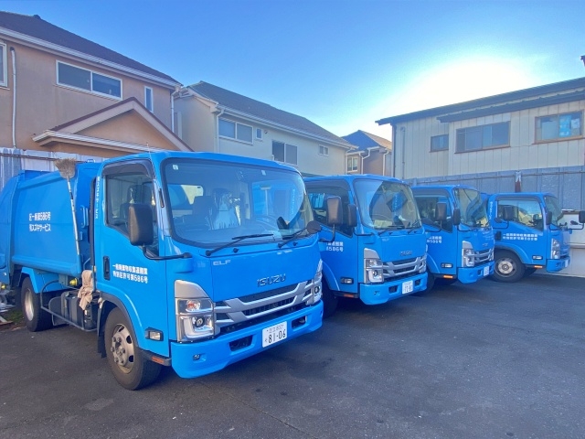 産業廃棄物回収のルートドライバー