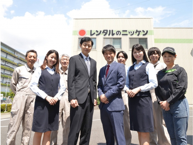 建設機械の営業スタッフ