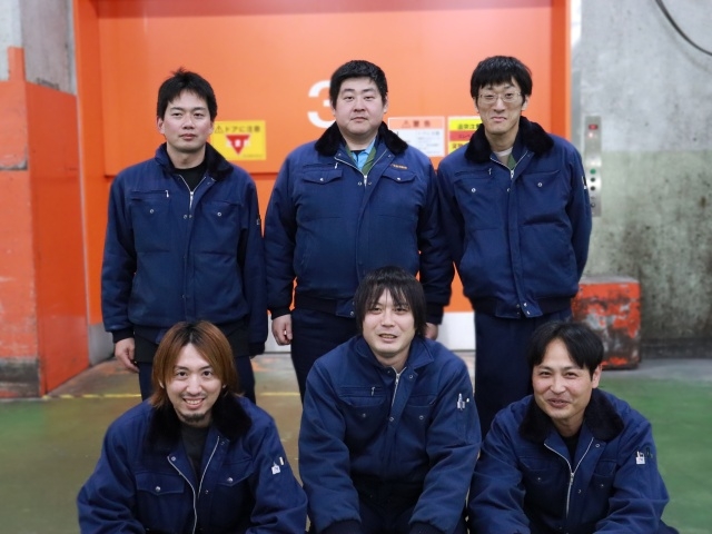 入出庫の管理スタッフ