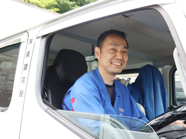 電気工事スタッフ