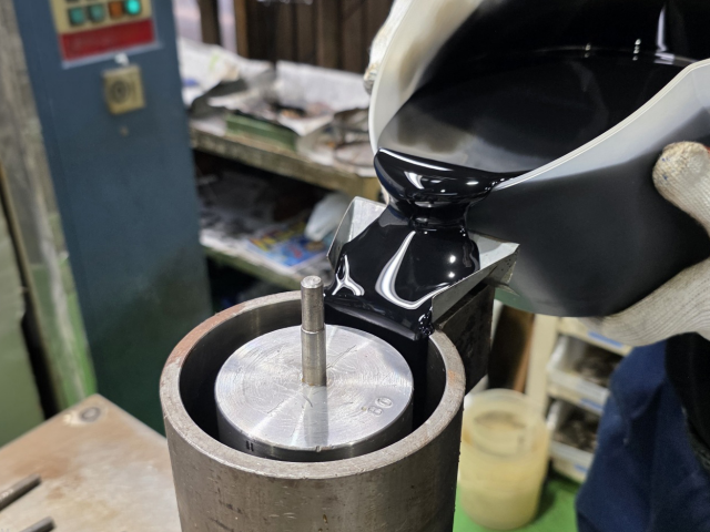 ウレタン製品の製造スタッフ