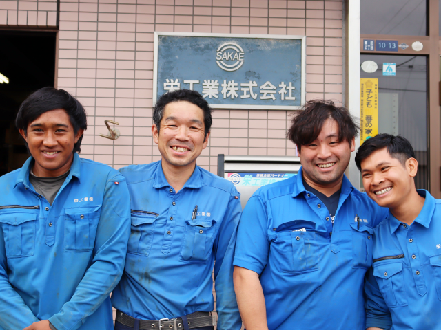 道路の配管工事スタッフ（本支管工事）